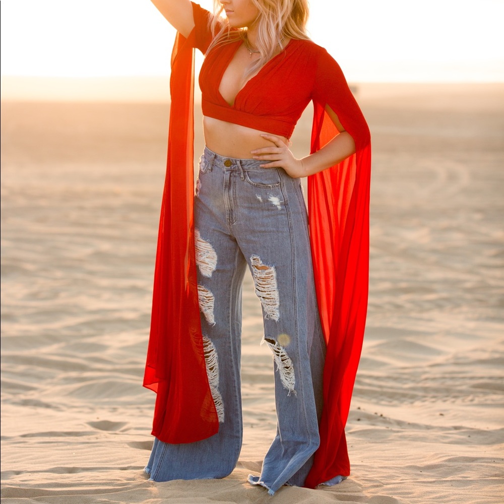 Red Maxi Sleeve Crop Top
